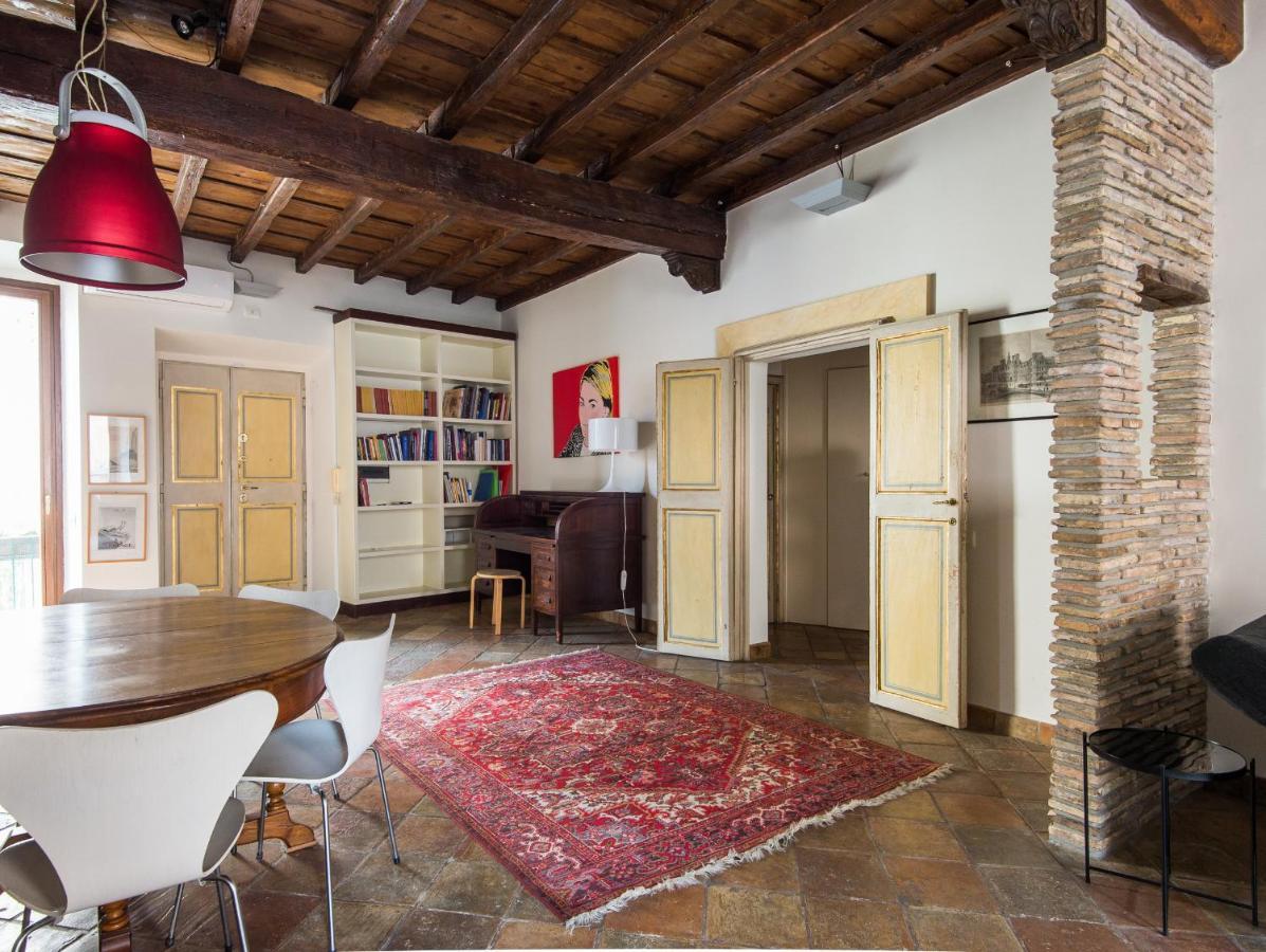 Pantheon Enchanting Luxury Apartment *