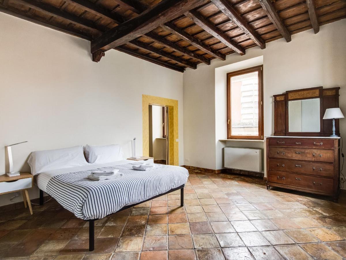 Apartment Pantheon Enchanting Luxury