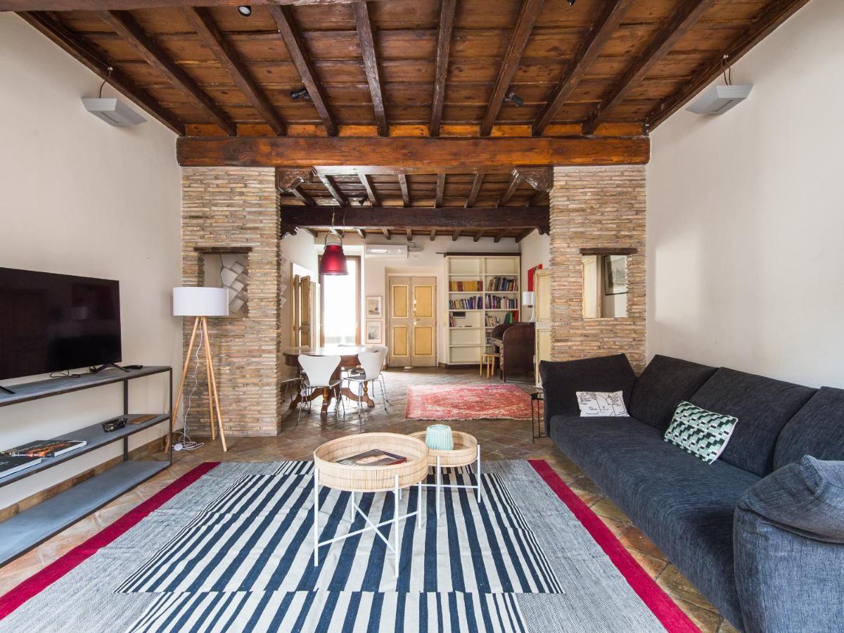 Pantheon Enchanting Luxury Apartment *